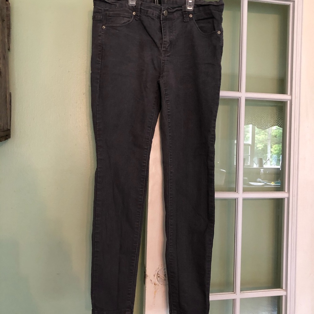 Forever 21 Grey denim skinny jeans